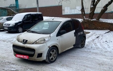 Peugeot 107 I рестайлинг, 2011 год, 280 000 рублей, 3 фотография