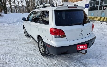 Mitsubishi Outlander III рестайлинг 3, 2002 год, 730 000 рублей, 8 фотография