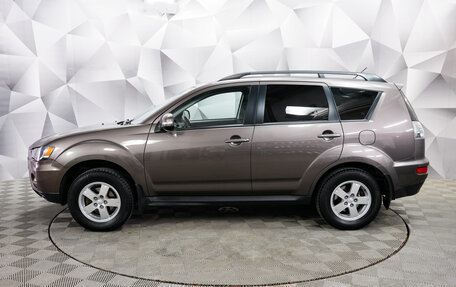 Mitsubishi Outlander III рестайлинг 3, 2011 год, 1 393 000 рублей, 2 фотография