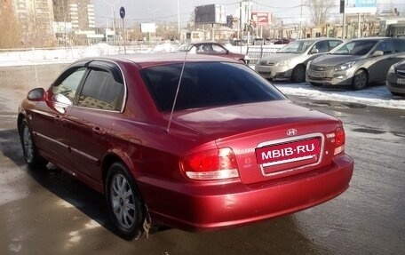 Hyundai Sonata IV рестайлинг, 2005 год, 400 000 рублей, 5 фотография