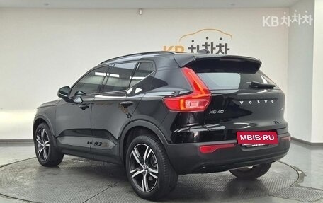 Volvo XC40 I, 2021 год, 2 950 000 рублей, 2 фотография