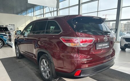 Toyota Highlander III, 2014 год, 2 995 000 рублей, 4 фотография