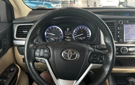 Toyota Highlander III, 2014 год, 2 995 000 рублей, 19 фотография