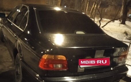 BMW 5 серия, 2001 год, 550 000 рублей, 3 фотография