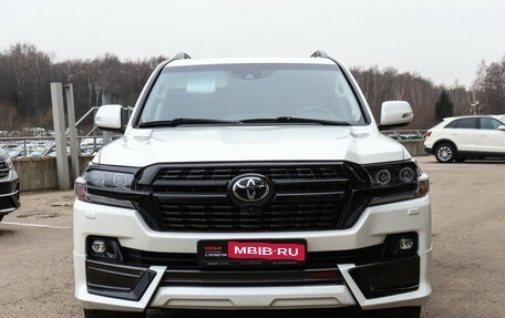 Toyota Land Cruiser 200, 2019 год, 9 498 000 рублей, 2 фотография