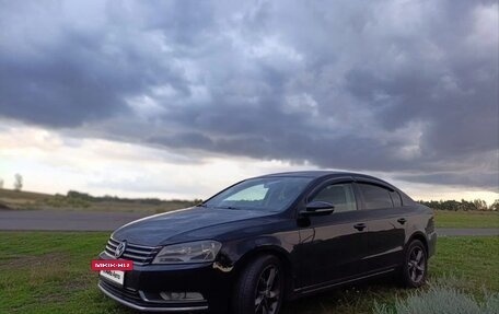 Volkswagen Passat B7, 2012 год, 1 390 000 рублей, 2 фотография