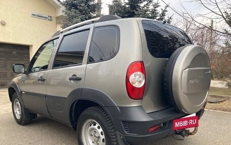 Chevrolet Niva I рестайлинг, 2013 год, 590 000 рублей, 16 фотография