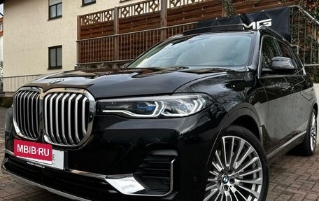 BMW X7, 2021 год, 8 800 000 рублей, 1 фотография