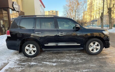 Toyota Land Cruiser 200, 2016 год, 7 500 000 рублей, 8 фотография