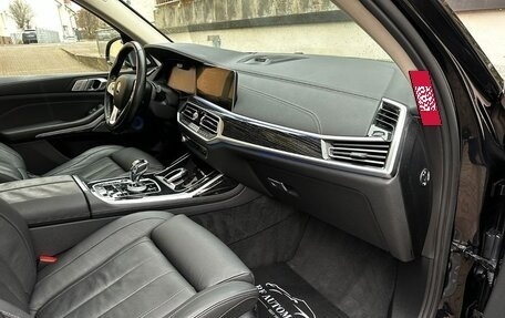 BMW X7, 2021 год, 8 800 000 рублей, 27 фотография