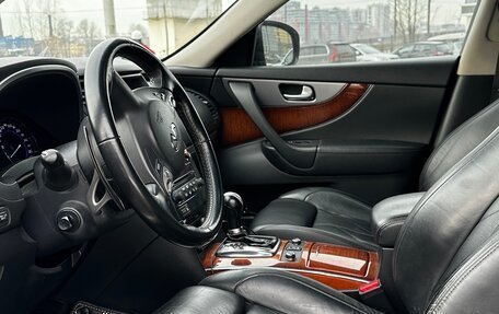 Infiniti FX II, 2009 год, 1 590 000 рублей, 11 фотография