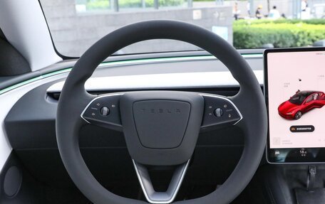 Tesla Model 3 I, 2025 год, 5 832 000 рублей, 26 фотография