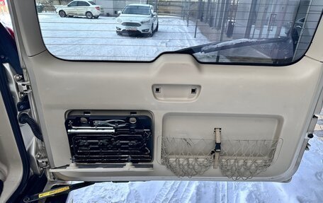 Toyota Land Cruiser Prado 120 рестайлинг, 2006 год, 2 200 000 рублей, 15 фотография