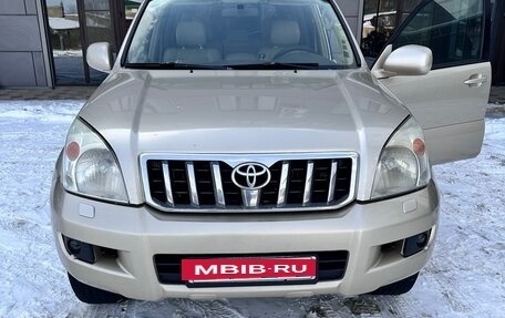 Toyota Land Cruiser Prado 120 рестайлинг, 2006 год, 2 200 000 рублей, 9 фотография