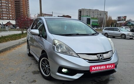 Honda Fit Shuttle I рестайлинг, 2014 год, 1 050 000 рублей, 9 фотография