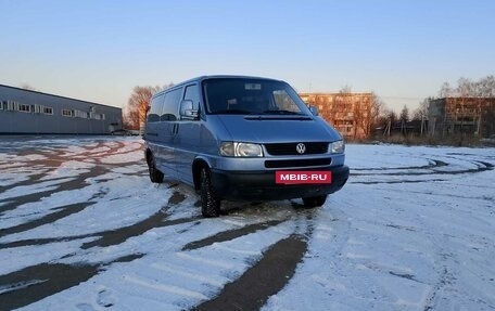 Volkswagen Caravelle T4, 2003 год, 1 165 000 рублей, 6 фотография