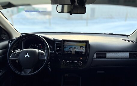 Mitsubishi Outlander III рестайлинг 3, 2014 год, 1 655 000 рублей, 11 фотография