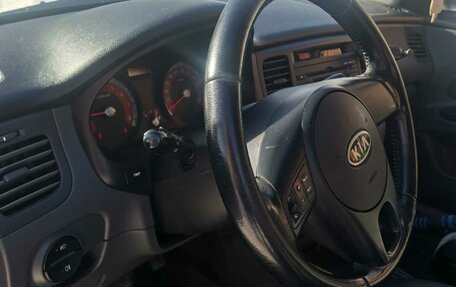 KIA Rio II, 2011 год, 700 000 рублей, 3 фотография