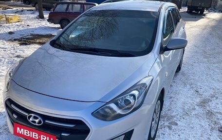 Hyundai i30 II рестайлинг, 2015 год, 1 050 000 рублей, 2 фотография