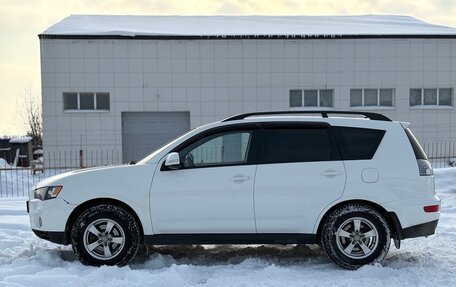 Mitsubishi Outlander III рестайлинг 3, 2011 год, 1 200 000 рублей, 4 фотография