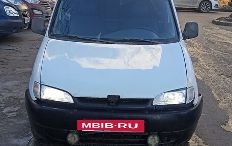 Peugeot Partner II рестайлинг 2, 2002 год, 160 000 рублей, 4 фотография