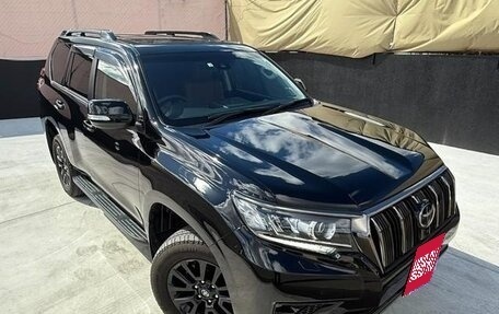 Toyota Land Cruiser Prado 150 рестайлинг 2, 2022 год, 4 480 500 рублей, 2 фотография