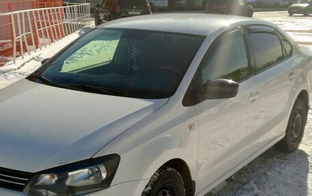 Volkswagen Polo VI (EU Market), 2013 год, 700 000 рублей, 3 фотография