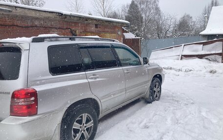 Toyota Highlander III, 2002 год, 1 050 000 рублей, 4 фотография