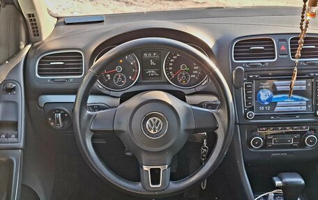 Volkswagen Golf VI, 2010 год, 690 000 рублей, 3 фотография