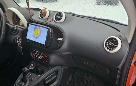 Smart Fortwo III, 2018 год, 1 350 000 рублей, 19 фотография