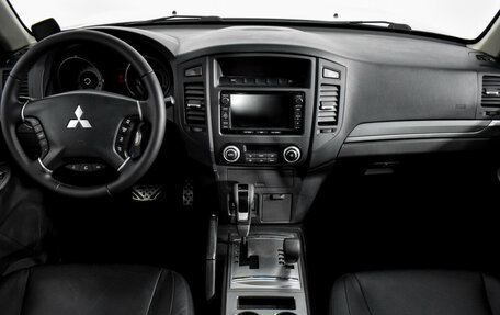 Mitsubishi Pajero IV, 2013 год, 2 085 000 рублей, 16 фотография