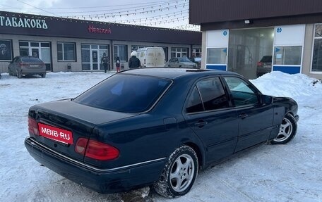 Mercedes-Benz E-Класс, 1997 год, 300 000 рублей, 5 фотография