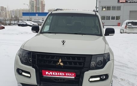 Mitsubishi Pajero IV, 2019 год, 4 760 000 рублей, 11 фотография