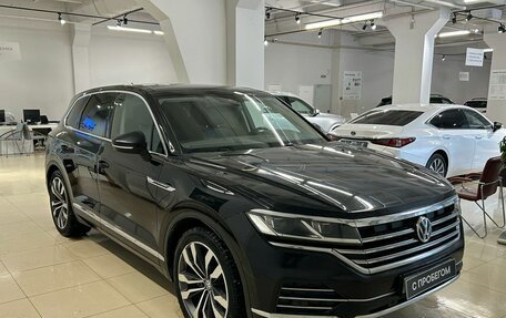 Volkswagen Touareg III, 2019 год, 4 349 000 рублей, 4 фотография