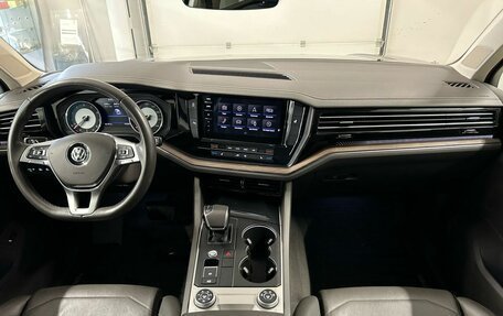 Volkswagen Touareg III, 2019 год, 4 349 000 рублей, 15 фотография