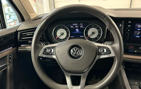 Volkswagen Touareg III, 2019 год, 4 349 000 рублей, 16 фотография