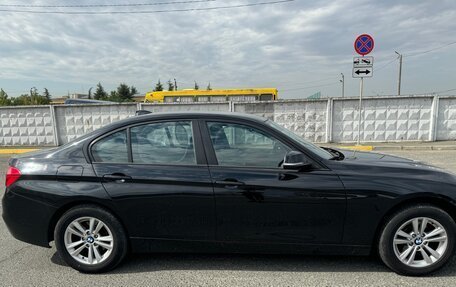 BMW 3 серия, 2018 год, 1 900 000 рублей, 2 фотография