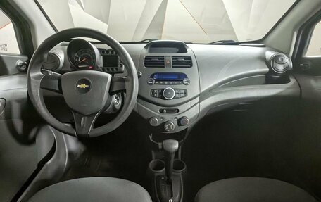 Chevrolet Spark III, 2013 год, 599 000 рублей, 10 фотография