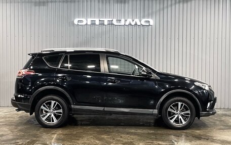 Toyota RAV4, 2017 год, 1 947 000 рублей, 4 фотография