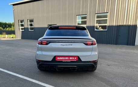Porsche Cayenne III, 2021 год, 15 000 000 рублей, 2 фотография