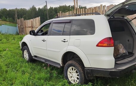 Mitsubishi Pajero Sport II рестайлинг, 2011 год, 1 900 000 рублей, 13 фотография