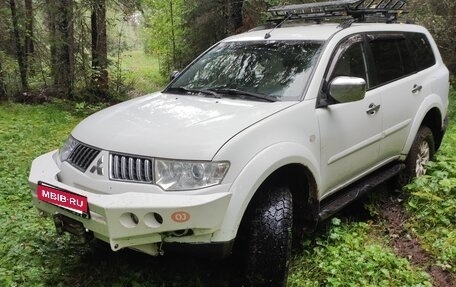 Mitsubishi Pajero Sport II рестайлинг, 2011 год, 1 900 000 рублей, 2 фотография