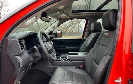 Toyota Tundra, 2022 год, 11 000 000 рублей, 18 фотография