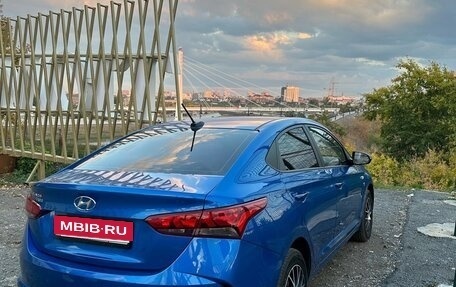 Hyundai Solaris II рестайлинг, 2021 год, 1 700 000 рублей, 3 фотография