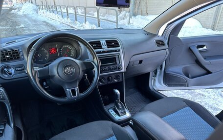 Volkswagen Polo VI (EU Market), 2013 год, 790 000 рублей, 25 фотография