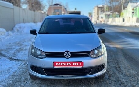 Volkswagen Polo VI (EU Market), 2013 год, 790 000 рублей, 34 фотография