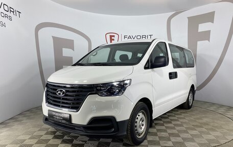 Hyundai H-1 II рестайлинг, 2020 год, 3 570 000 рублей, 1 фотография