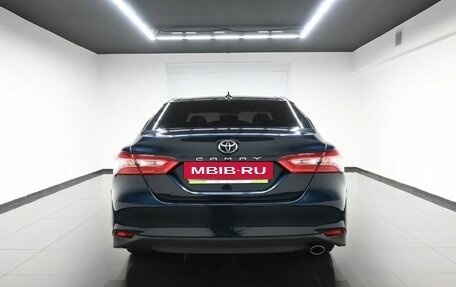 Toyota Camry, 2019 год, 2 445 000 рублей, 6 фотография