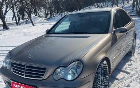 Mercedes-Benz C-Класс, 2004 год, 1 110 000 рублей, 2 фотография