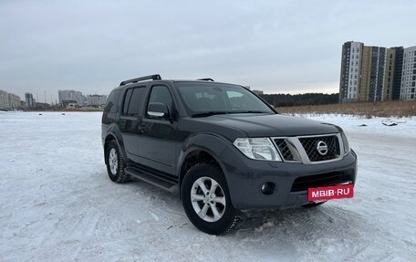 Nissan Pathfinder, 2013 год, 2 350 000 рублей, 4 фотография